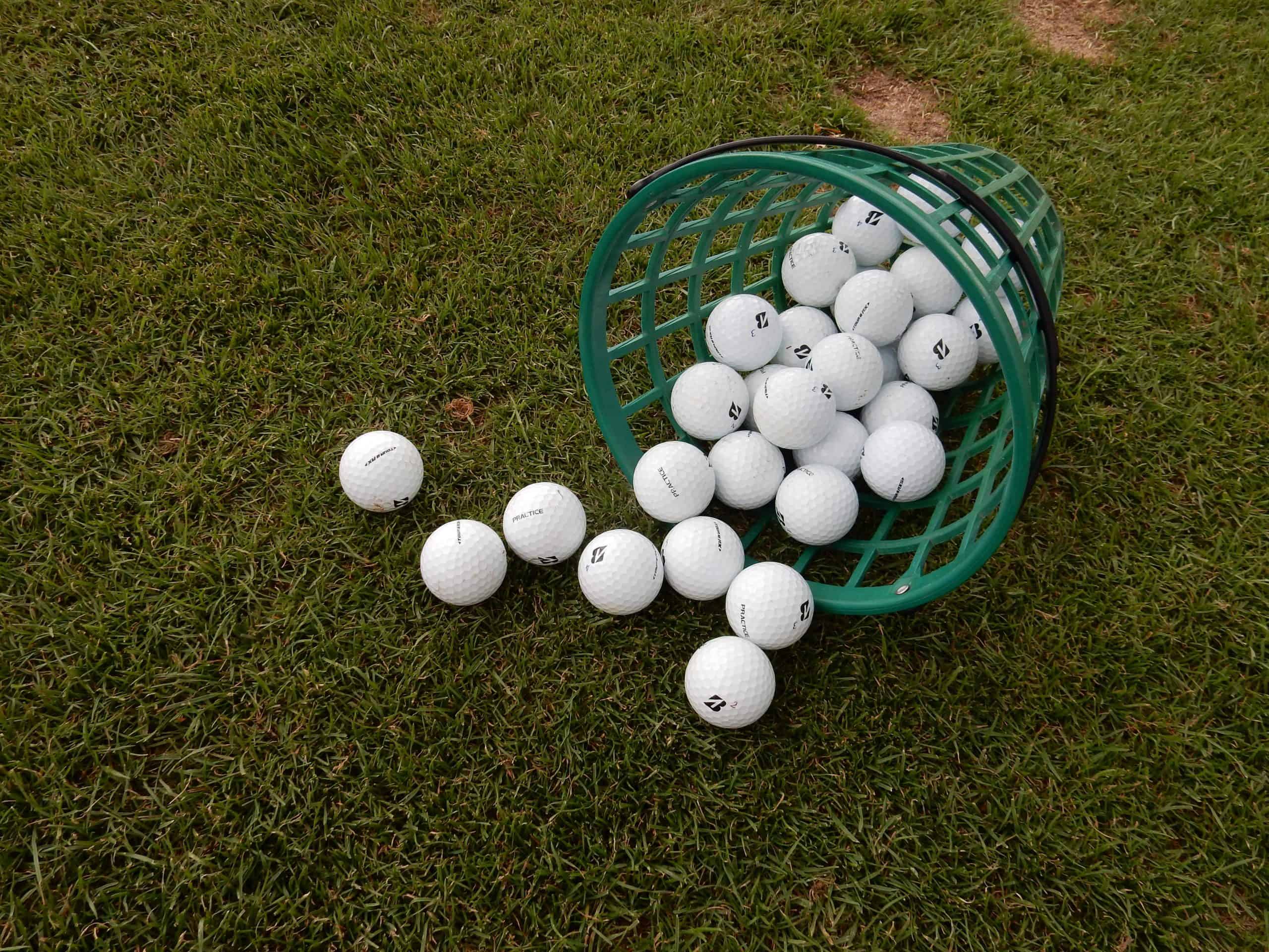 Best Golf Balls For Beginners - Read Before Purchasing!