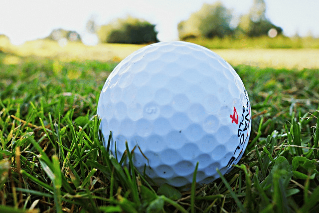 What are the key technologies used in Callaway Diablo Tour Golf Balls?